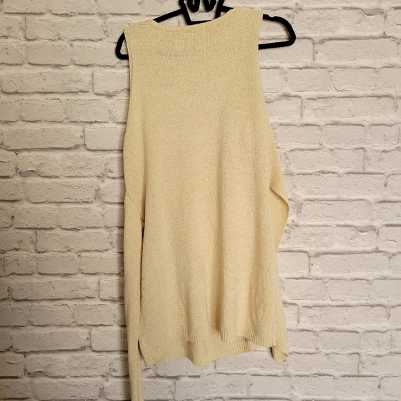 Beige by Tany wrap sleeveless sweater top size Large - Picture 6 of 10